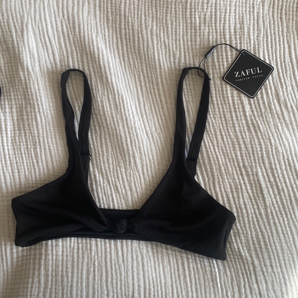 Black knot front bikini top